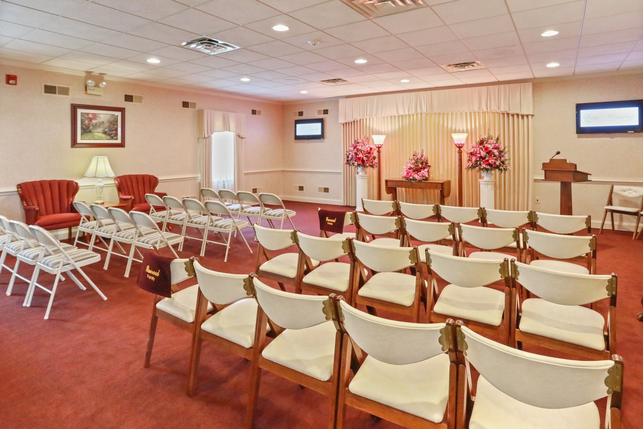 Hemmingsen Funeral Home gallery image 1
